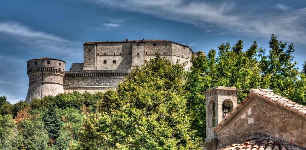 Hôtel Arcobaleno à San Leo Extérieur photo